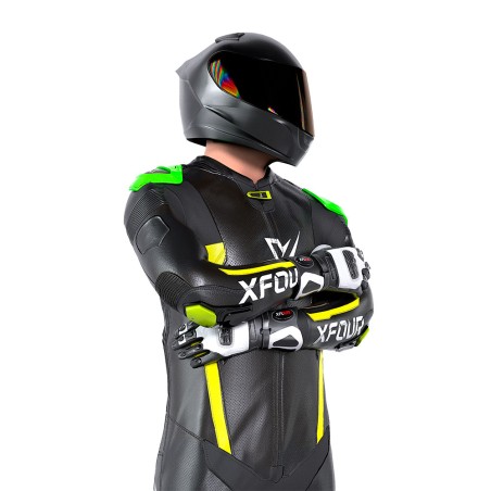 MONO XFOUR ADULTO MODELO NEGRO Y AMARILLO FLUOR 2025