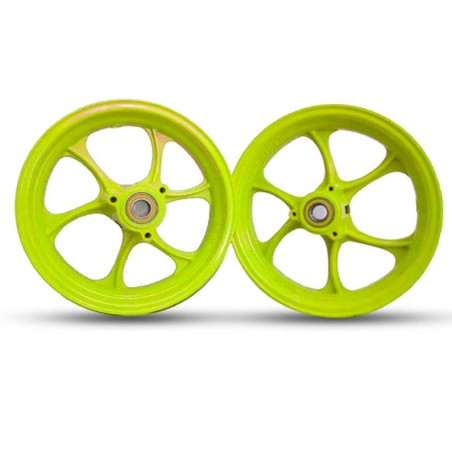JUEGO LLANTAS 12" ULTRALIGERAS (NEGRAS)