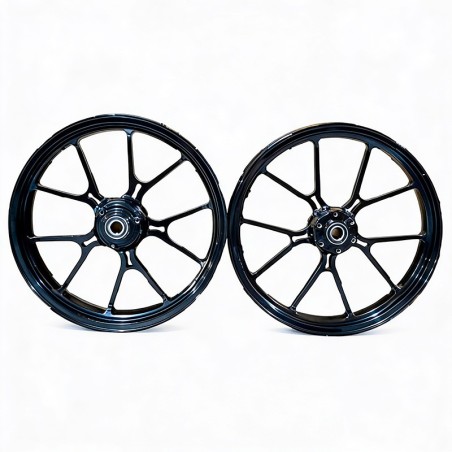 JUEGO LLANTAS 17" LIGERAS PM4/PROMO3/M5 (NEGRA)